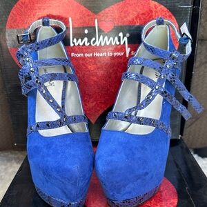 Luichiny Blue Strappy 7” Platform Shoes